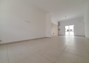 CASA REFACCIONADA EN BARRIO GUADALUPE